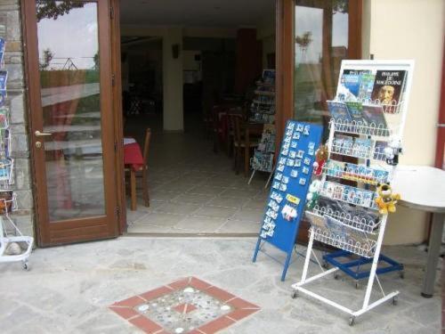 Evridiki Hotel Vergina Exterior photo